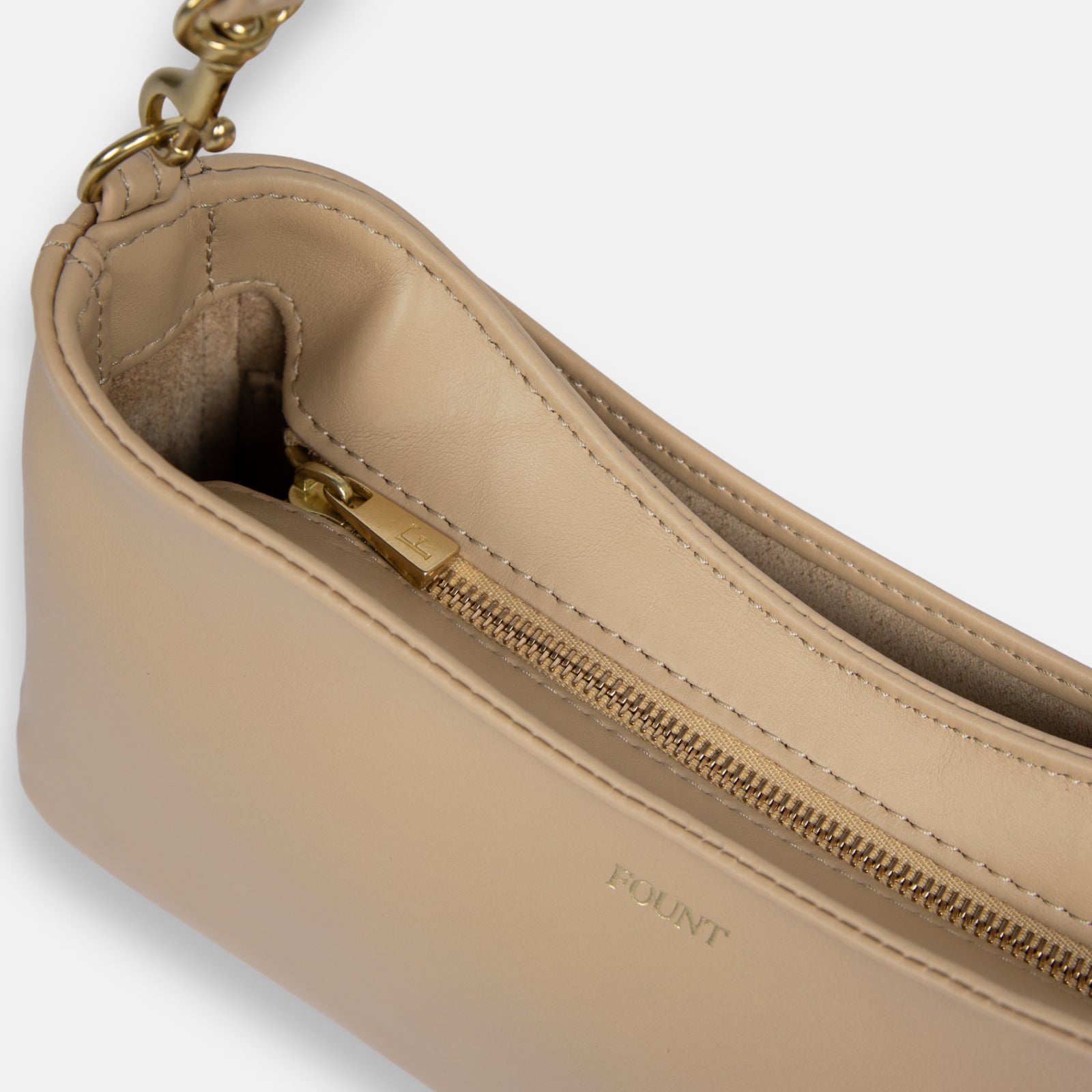 The Mini Kinsley in Sand – FOUNT