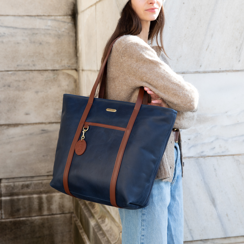 chiceco basic spacious travel tote shoulder bag The Korie Tote in Oxford Navy